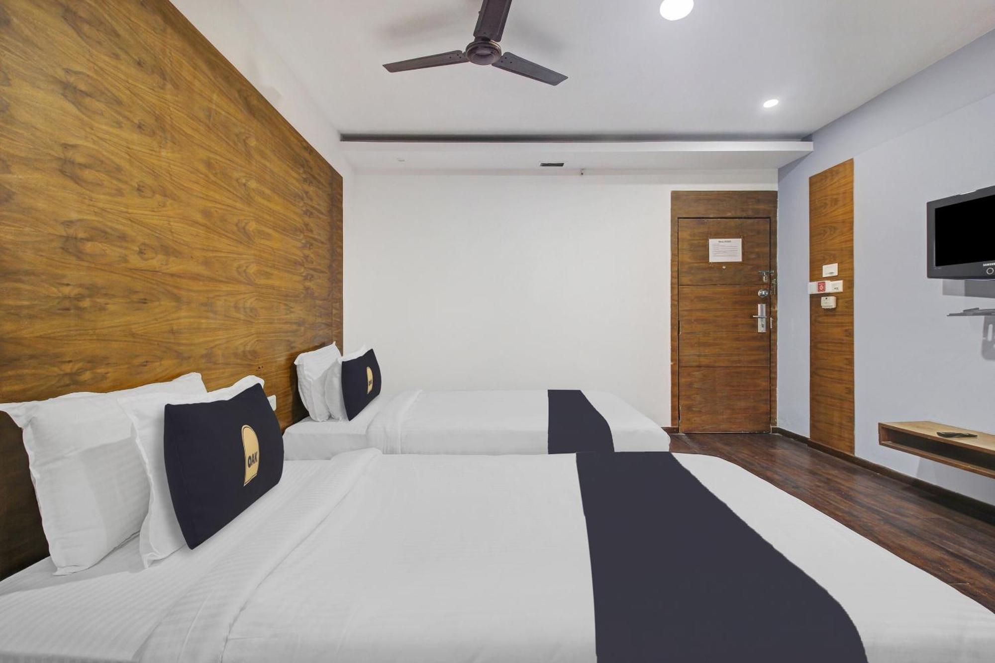 Townhouse Oak The Margi Hotel Near Yosufguda Metro Station ハイデラバード エクステリア 写真