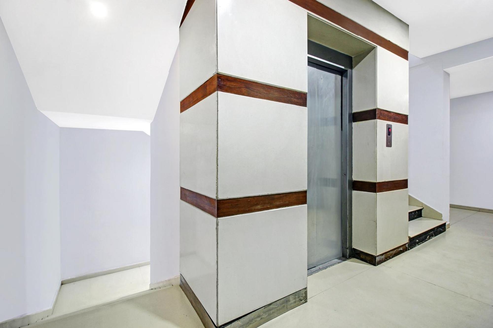 Townhouse Oak The Margi Hotel Near Yosufguda Metro Station ハイデラバード エクステリア 写真