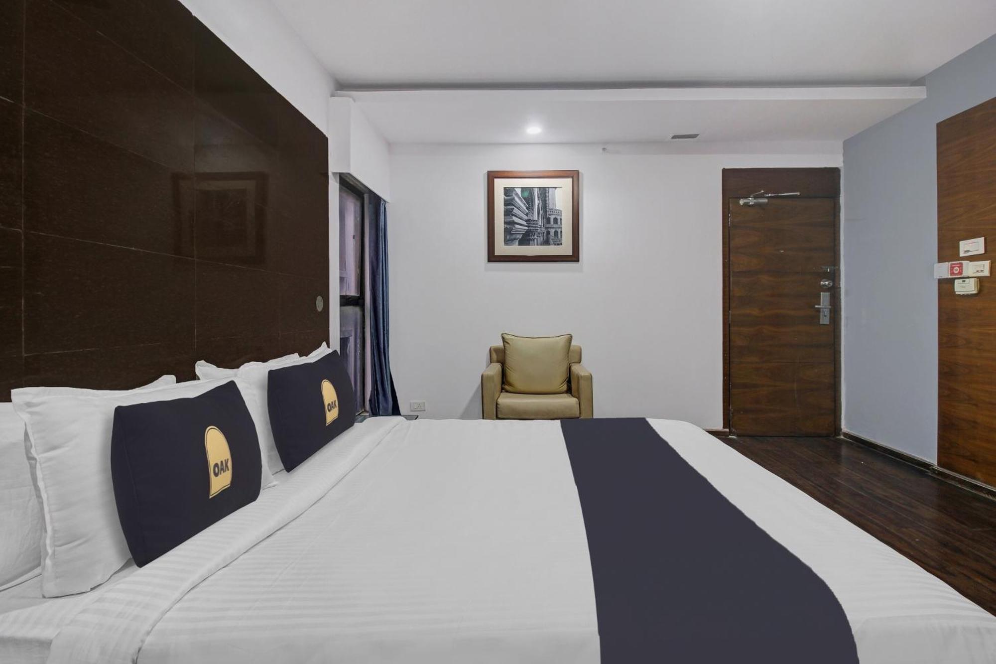 Townhouse Oak The Margi Hotel Near Yosufguda Metro Station ハイデラバード エクステリア 写真