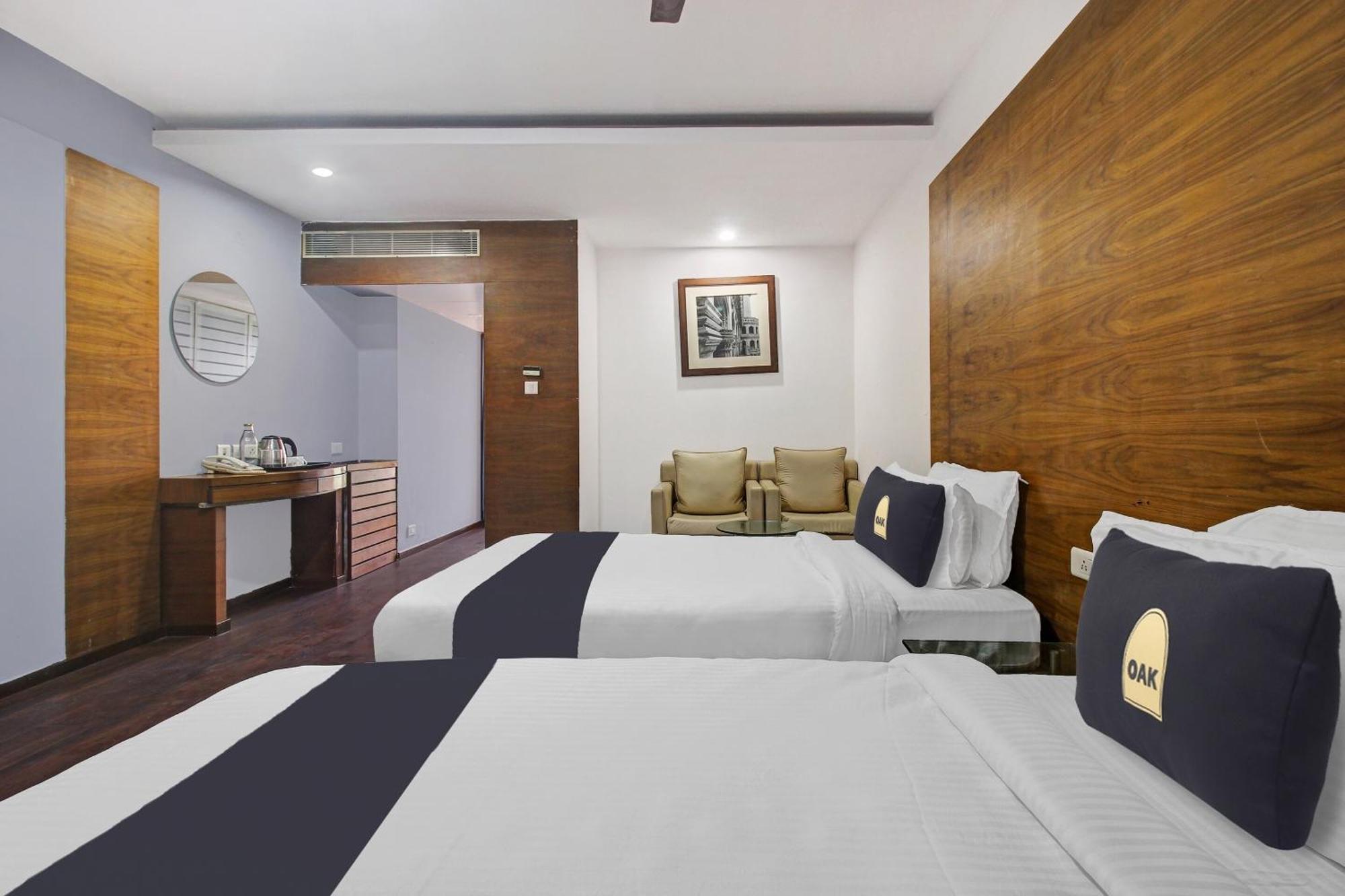 Townhouse Oak The Margi Hotel Near Yosufguda Metro Station ハイデラバード エクステリア 写真
