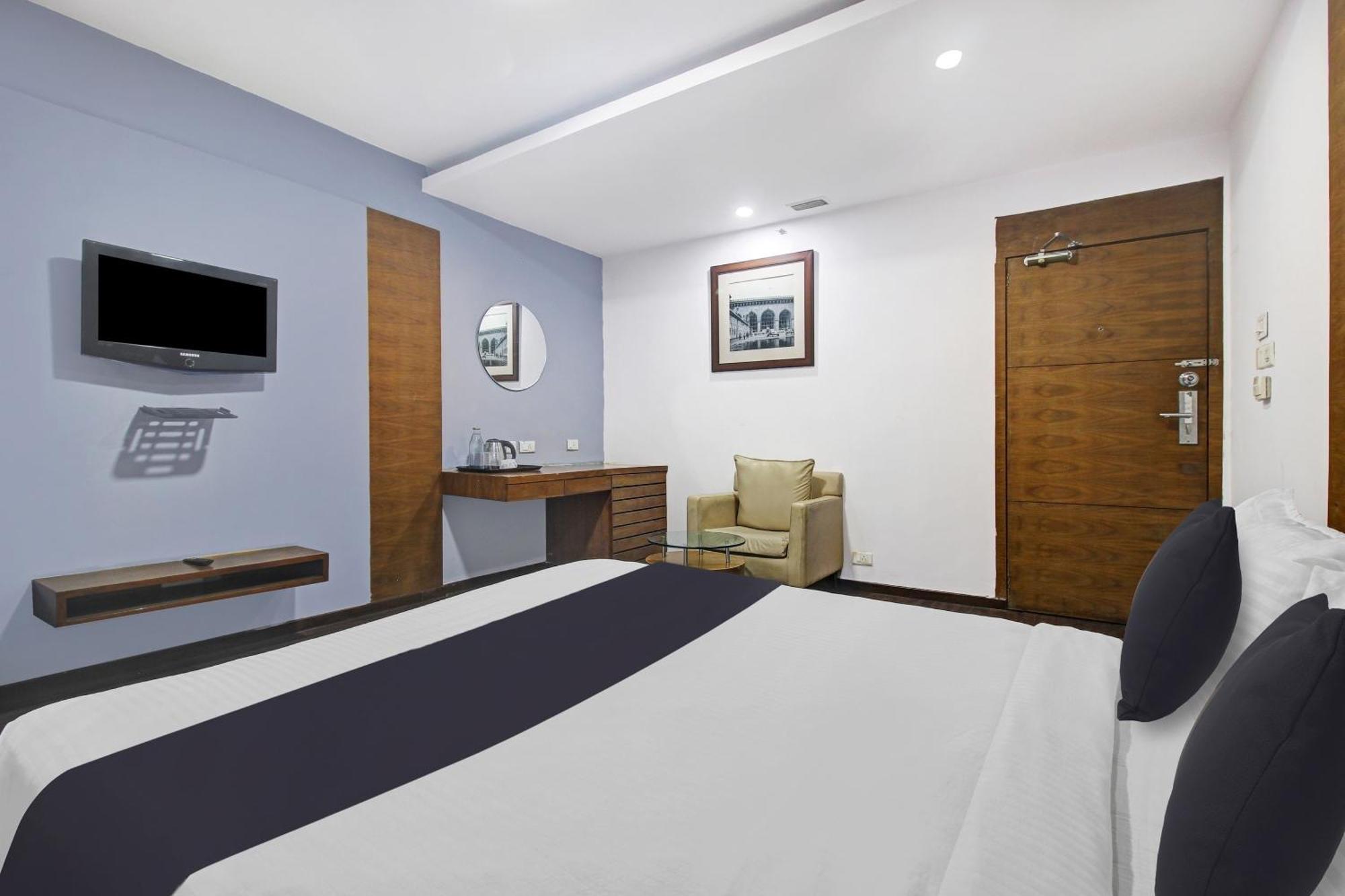 Townhouse Oak The Margi Hotel Near Yosufguda Metro Station ハイデラバード エクステリア 写真