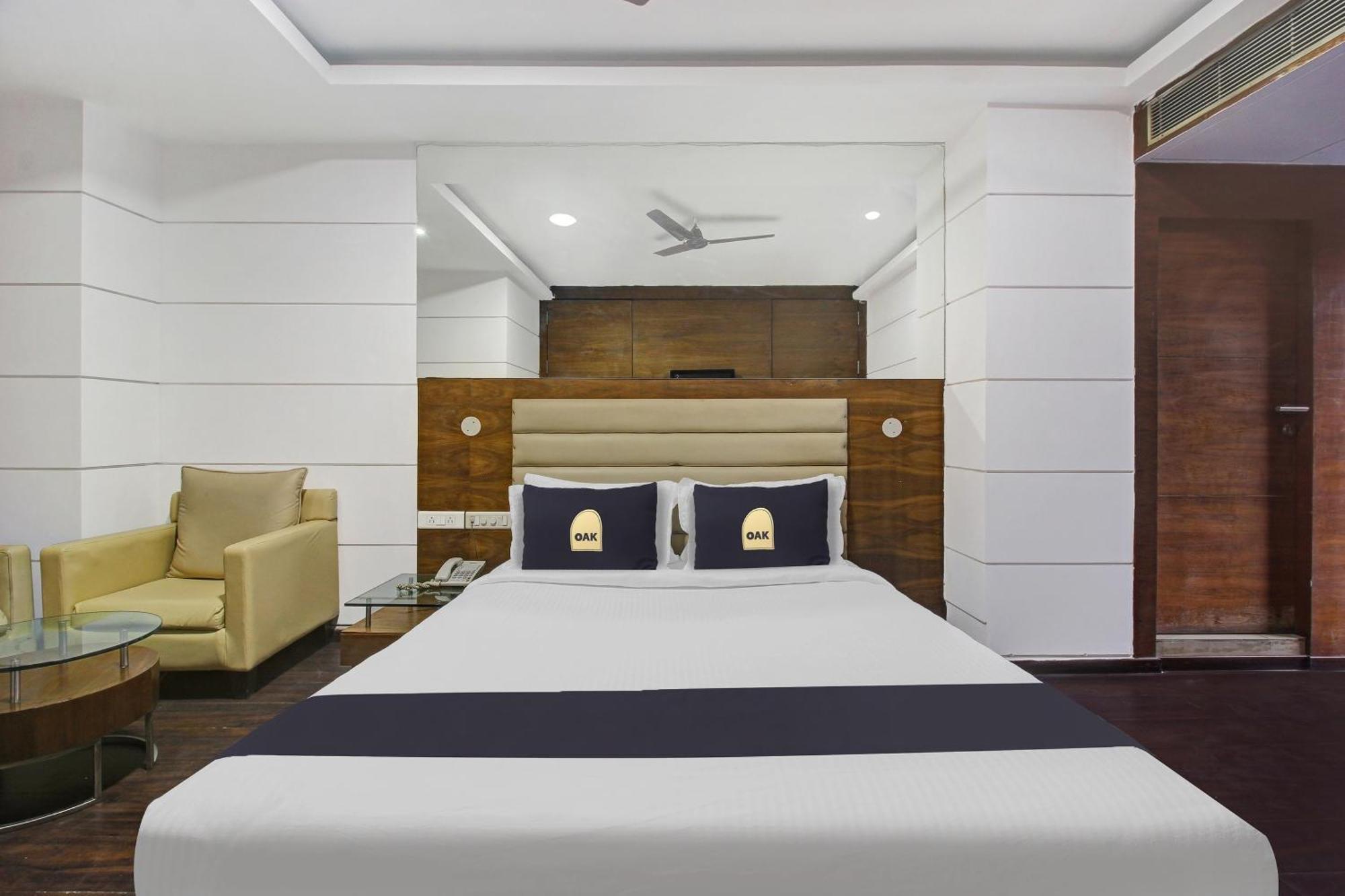 Townhouse Oak The Margi Hotel Near Yosufguda Metro Station ハイデラバード エクステリア 写真